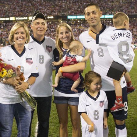 Bethany Dempsey with her kids and parents